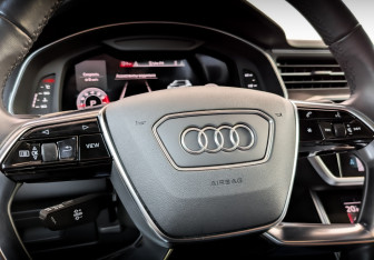 Подержанный автомобиль Audi A6 Sedan 2021 года (26 фото)