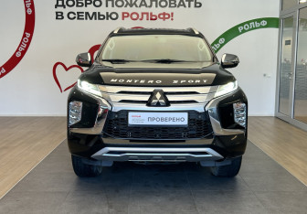 Подержанный автомобиль Mitsubishi Montero Sport 2023 года (2 фото)