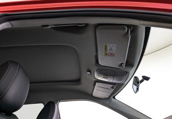 Подержанный автомобиль Москвич 3е 2023 года (23 фото)