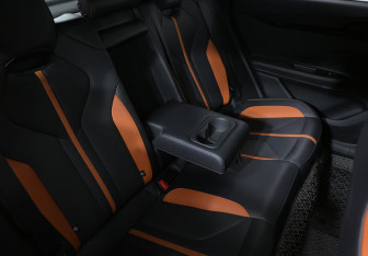 Подержанный автомобиль Changan UNI-V 2024 года (19 фото)