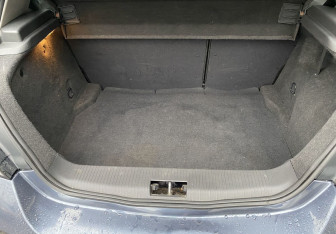 Подержанный автомобиль Opel Astra Sedan 2008 года (13 фото)