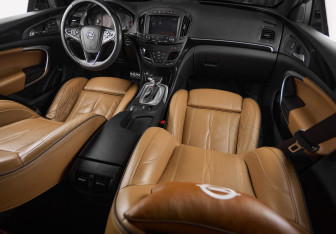 Подержанный автомобиль Opel Insignia Wagon 2014 года (13 фото)