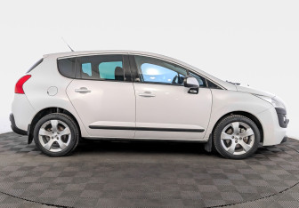 Подержанный автомобиль Peugeot 3008 2013 года (4 фото)