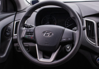 Подержанный автомобиль Hyundai Creta 2017 года (15 фото)