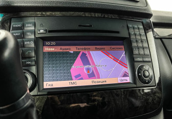 Подержанный автомобиль Mercedes-Benz Viano 2013 года (18 фото)