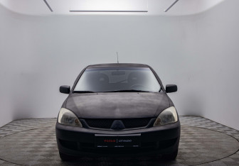 Подержанный автомобиль Mitsubishi Lancer Wagon 2006 года (2 фото)
