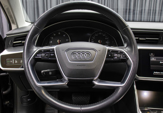 Подержанный автомобиль Audi A6 Sedan 2020 года (17 фото)