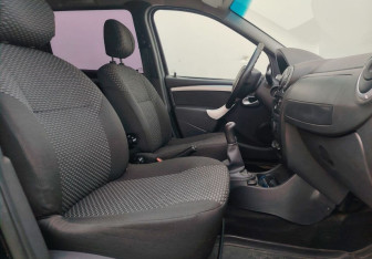 Подержанный автомобиль LADA (ВАЗ) Largus Wagon 2017 года (10 фото)