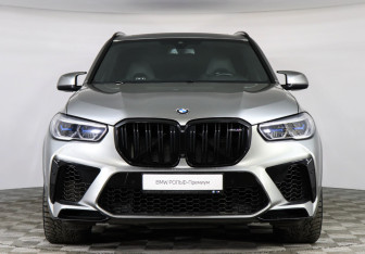 Подержанный автомобиль BMW X5 M 2021 года (3 фото)