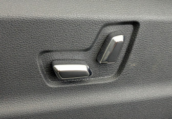 Подержанный автомобиль Hongqi HS5 2022 года (20 фото)