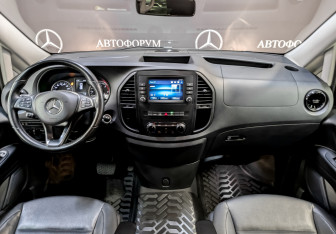 Подержанный автомобиль Mercedes-Benz Vito 2021 года (15 фото)