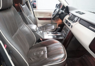 Подержанный автомобиль Land Rover Range Rover 2009 года (10 фото)