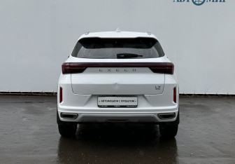 Подержанный автомобиль Exeed LX 2023 года (6 фото)