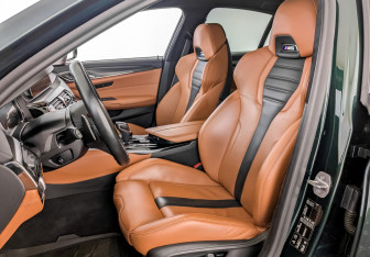 Подержанный автомобиль BMW M5 Sedan 2019 года (20 фото)