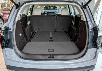 Новый Hongqi HS7 2025 (8 фото)