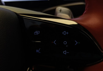 Подержанный автомобиль Exeed RX 2023 года (25 фото)