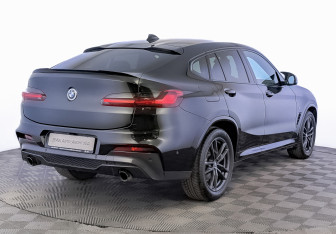 Подержанный автомобиль BMW X4 2019 года (5 фото)