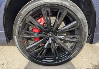 Новый Audi Q8 2025 (7 фото)