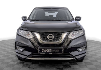 Подержанный автомобиль Nissan X-Trail 2019 года (2 фото)