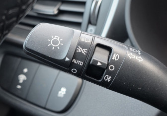 Подержанный автомобиль Kia Sorento 2017 года (18 фото)