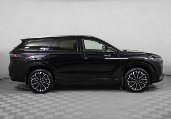 Подержанный автомобиль Jaecoo J8 2024 года (4 фото)