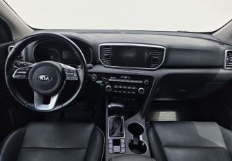 Подержанный автомобиль Kia Sportage 2019 года (11 фото)