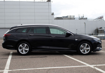 Подержанный автомобиль Opel Insignia Wagon 2018 года (4 фото)