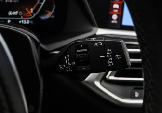 Подержанный автомобиль BMW X7 2020 года (40 фото)
