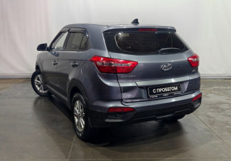Подержанный автомобиль Hyundai Creta 2018 года (5 фото)