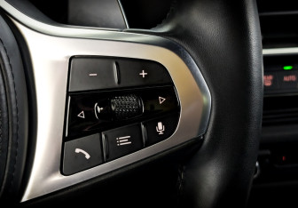 Подержанный автомобиль BMW Z4 Roadster 2019 года (29 фото)