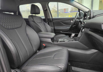 Подержанный автомобиль Hyundai Santa Fe 2018 года (10 фото)