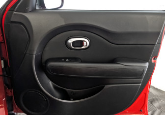 Подержанный автомобиль Kia Soul 2019 года (25 фото)