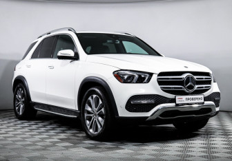 Подержанный автомобиль Mercedes-Benz GLE 2022 года (3 фото)