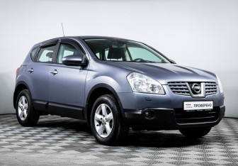Подержанный автомобиль Nissan Qashqai 2008 года (3 фото)
