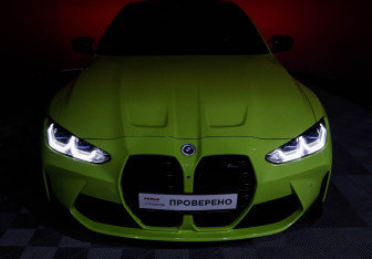 Подержанный автомобиль BMW M4 Coupe 2021 года (24 фото)