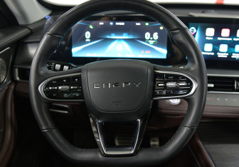 Подержанный автомобиль Chery Tiggo 8 Pro Max 2023 года (11 фото)