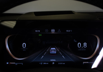 Подержанный автомобиль Exeed VX 2022 года (12 фото)