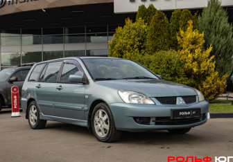 Подержанный автомобиль Mitsubishi Lancer Wagon 2007 года (2 фото)