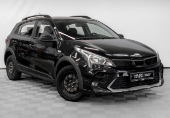 Подержанный автомобиль Kia Rio Hatchback 2021 года (3 фото)