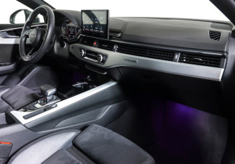 Подержанный автомобиль Audi A5 Liftback 2021 года (10 фото)