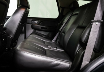 Подержанный автомобиль Chevrolet Tahoe 2008 года (10 фото)