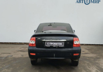 Подержанный автомобиль LADA (ВАЗ) Priora Hatchback 2010 года (6 фото)
