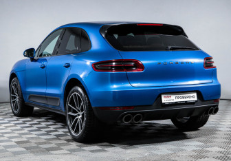 Подержанный автомобиль Porsche Macan 2017 года (7 фото)