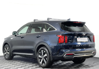 Подержанный автомобиль Kia Sorento 2020 года (7 фото)