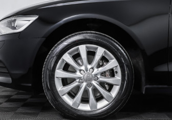 Подержанный автомобиль Audi A6 Sedan 2014 года (24 фото)