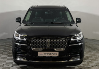 Подержанный автомобиль Lincoln Aviator 2020 года (21 фото)