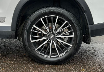 Подержанный автомобиль Chery Tiggo 8 Pro 2023 года (16 фото)