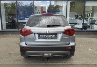Подержанный автомобиль Suzuki Vitara 2020 года (7 фото)