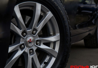 Подержанный автомобиль Toyota Camry Sedan 2008 года (19 фото)