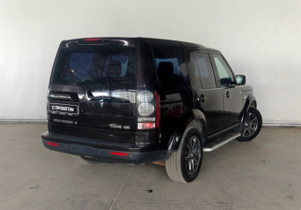 Подержанный автомобиль Land Rover Discovery 2012 года (6 фото)